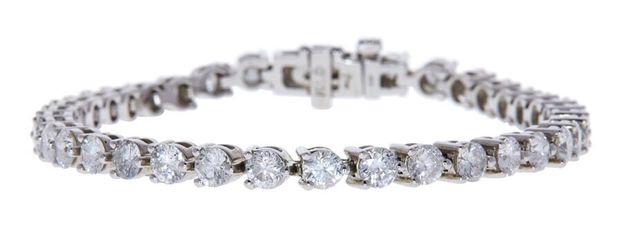Round cut diamond tennis bracelet